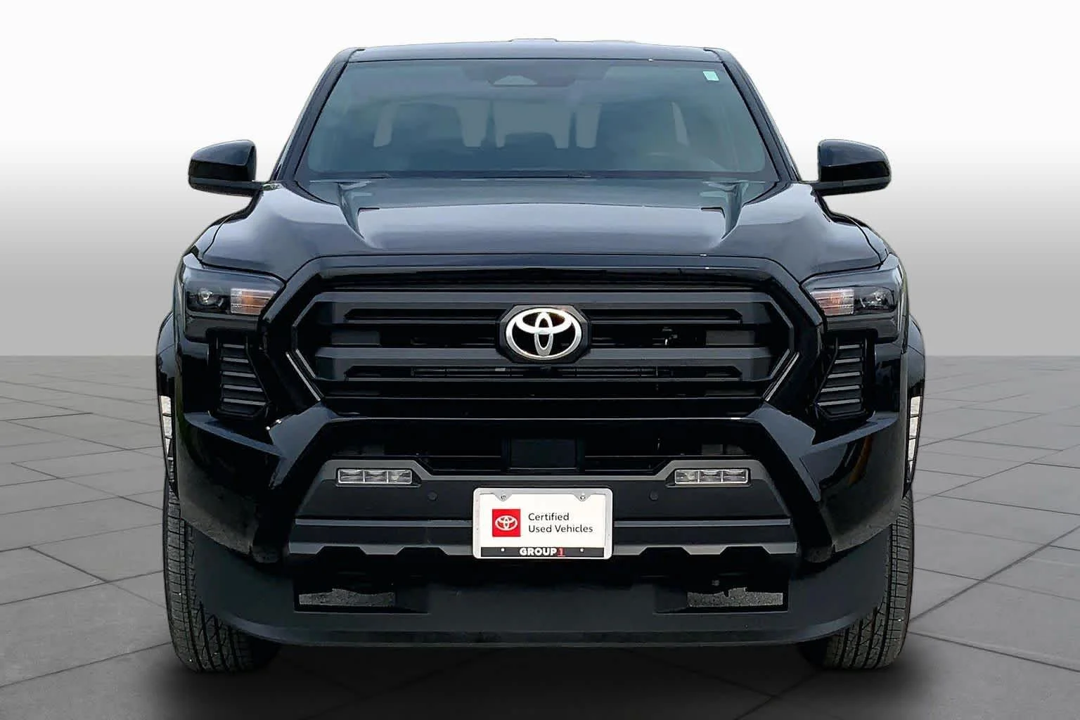 Used 2025 Black Toyota SR5 image 4