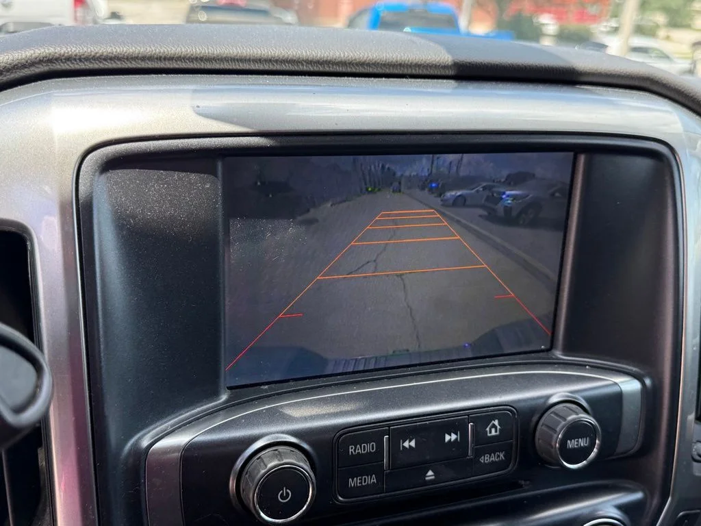 Used 2014 White Chevrolet LT image 21