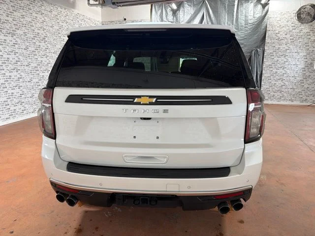 Used 2022 Iridescent Pearl Tricoat Chevrolet High Country image 5