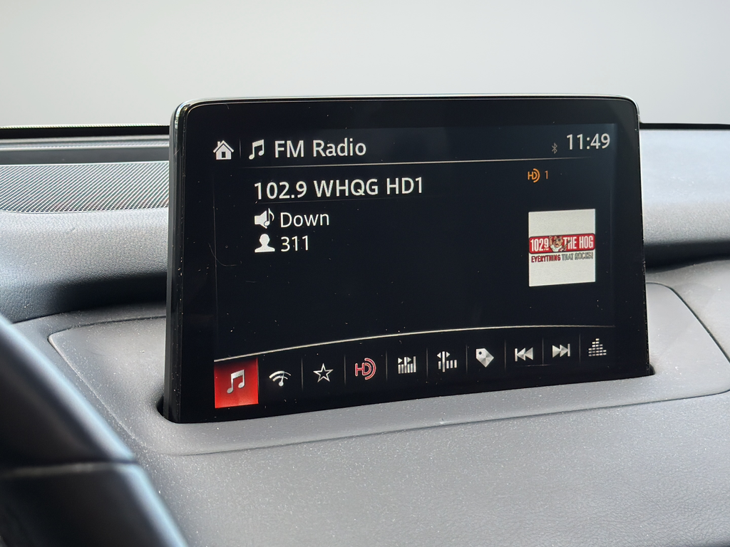 Used 2020 White Mazda Signature image 14