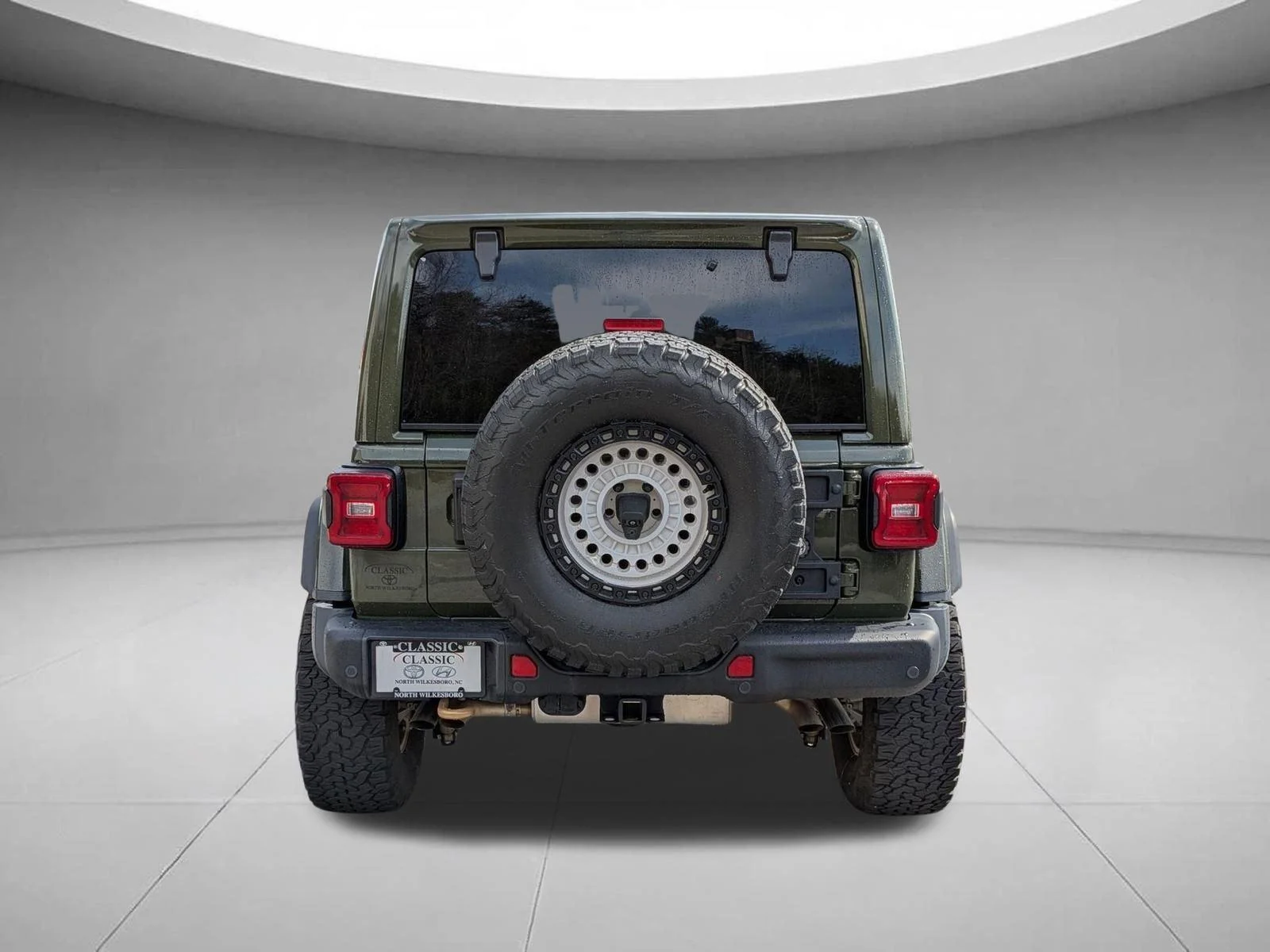 Used 2023 Sarge Green Clearcoat Jeep Rubicon 392 image 6