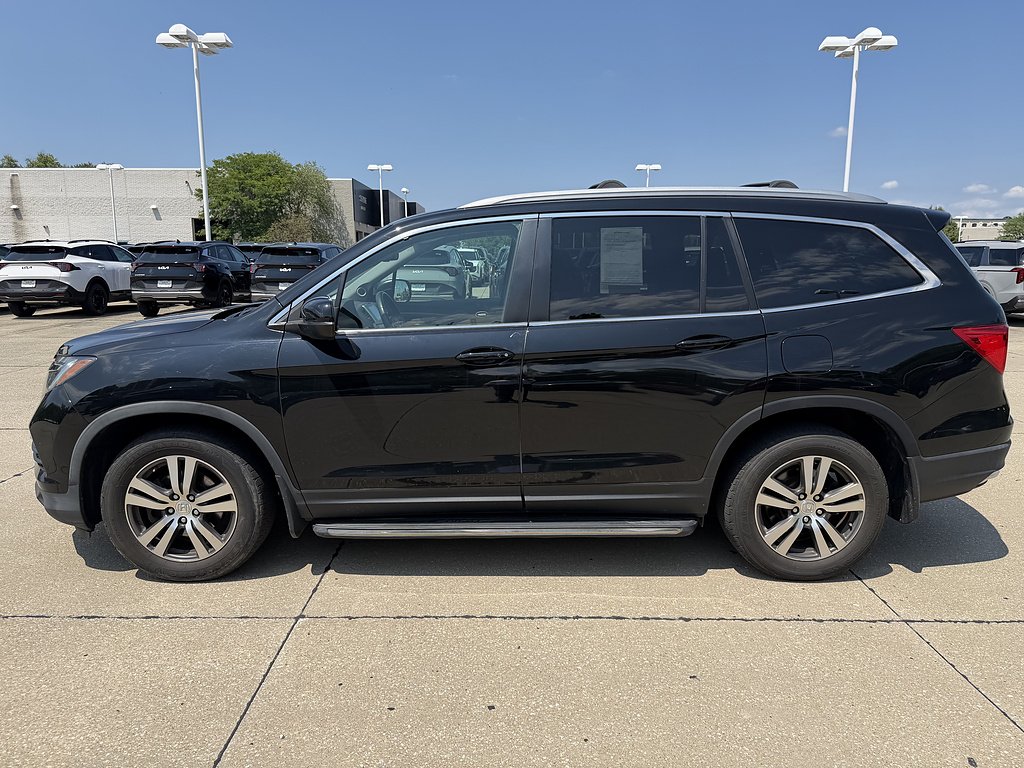 Used 2016 Crystal Black Pearl Honda EX-L image 3