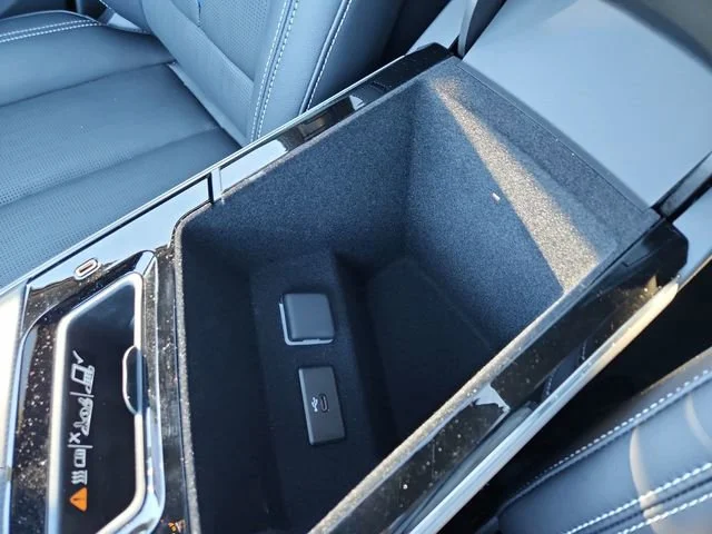 2025 Cadillac LYRIQ Sport 2 - Photo 19
