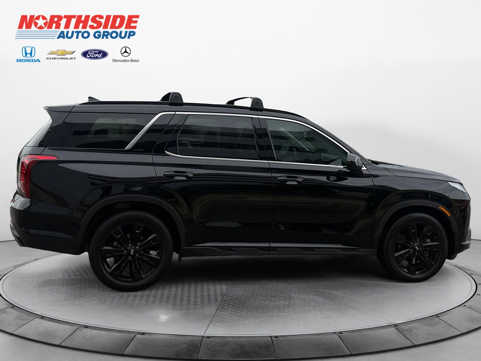 Used 2025 Abyss Black Pearl Hyundai XRT image 8