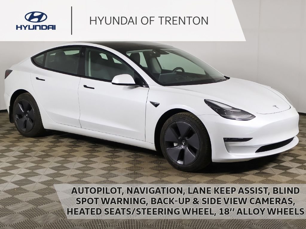 2022 Tesla Model 3 Long Range Dual Motor All-Wheel Drive's photo