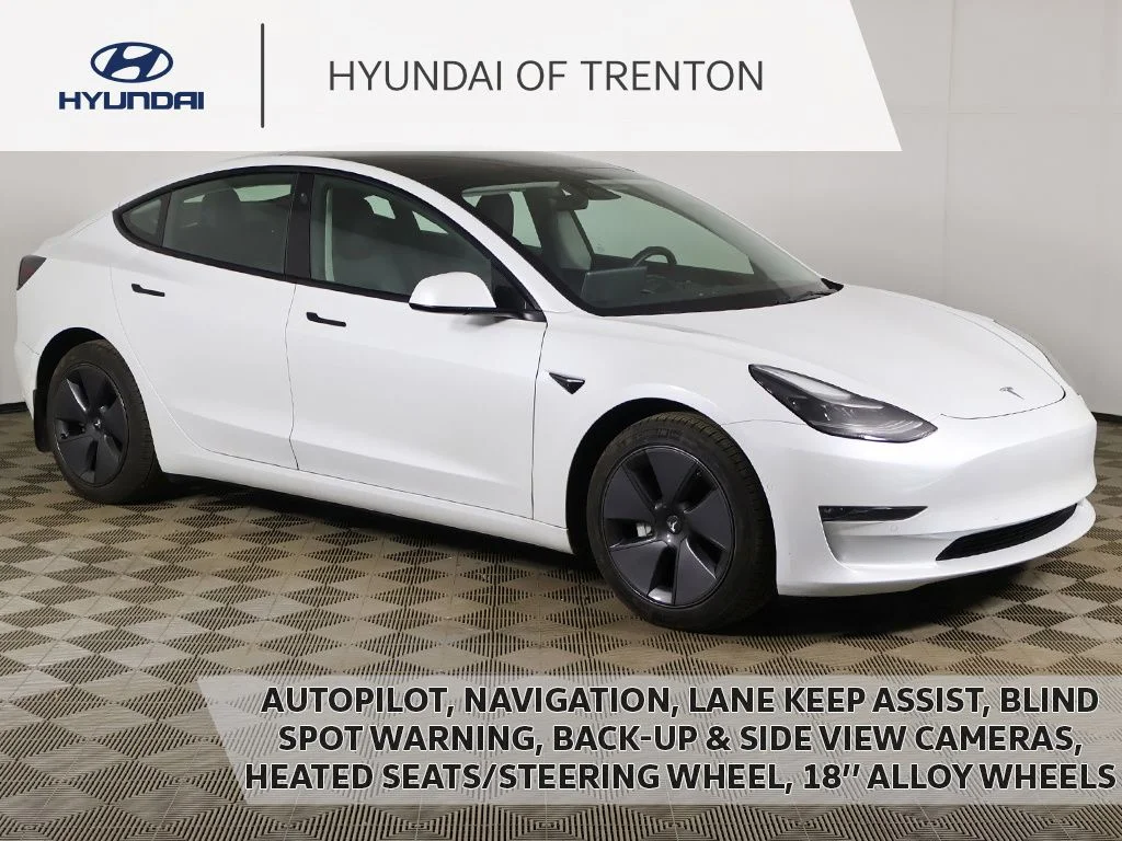 2022 Tesla Model 3 Long Range Dual Motor All-Wheel Drive's photo