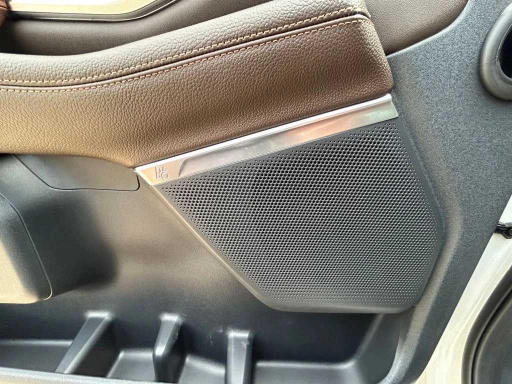 New 2027 Star White Metallic Tri-Coat Ford MAX King Ranch® image 20