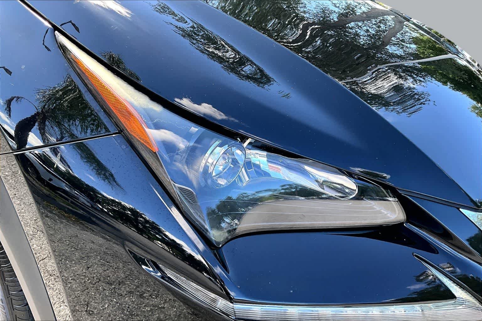 Used 2017 Obsidian Lexus  image 28