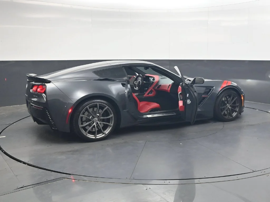 Used 2017 Gray Chevrolet Grand Sport image 36