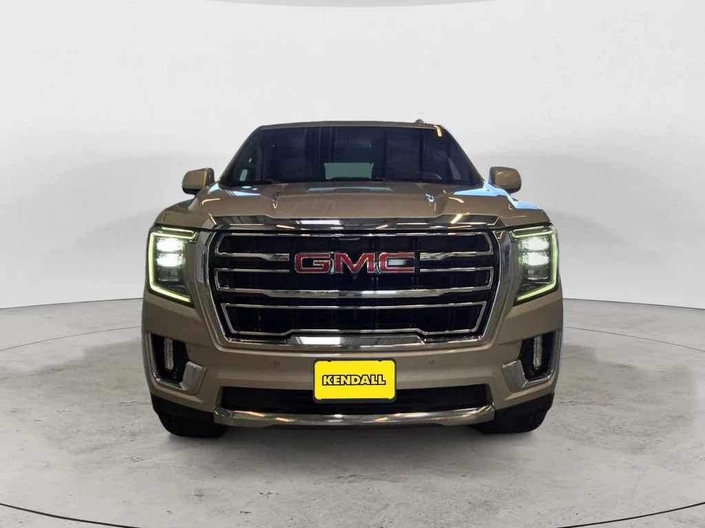 Certified Used 2022 Pearl Beige Metallic GMC SLT image 3
