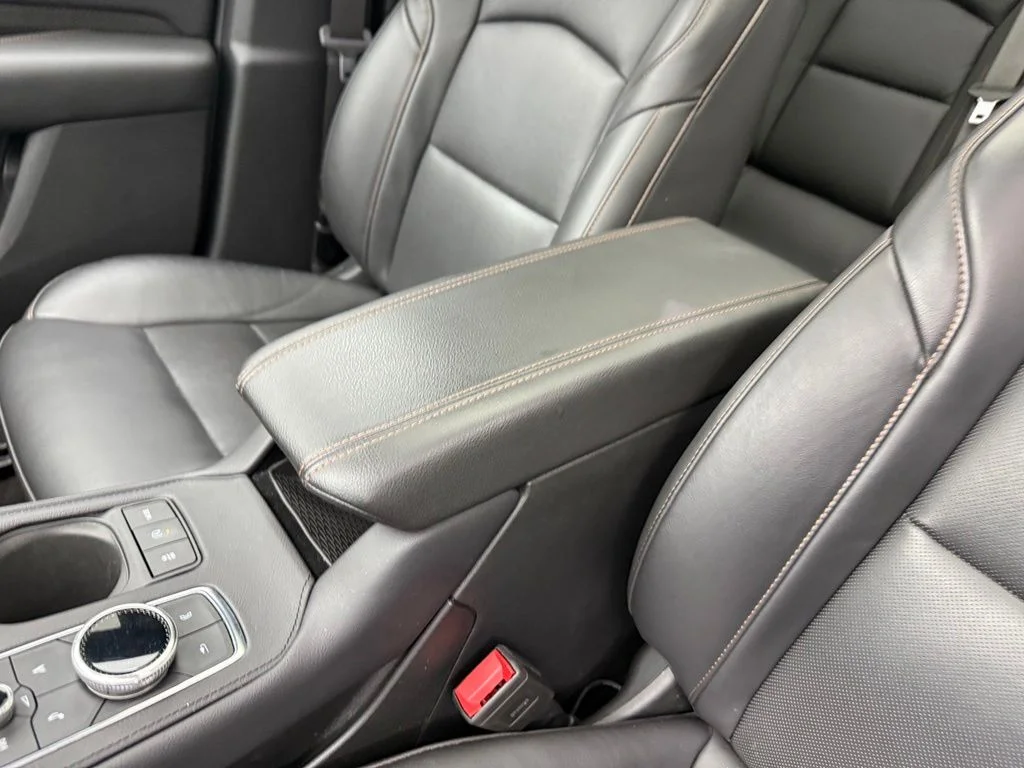 Used 2022 Black Cadillac Sport image 25