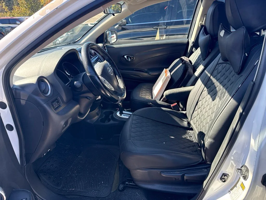 Used 2017 White Nissan 1.6 SV image 5
