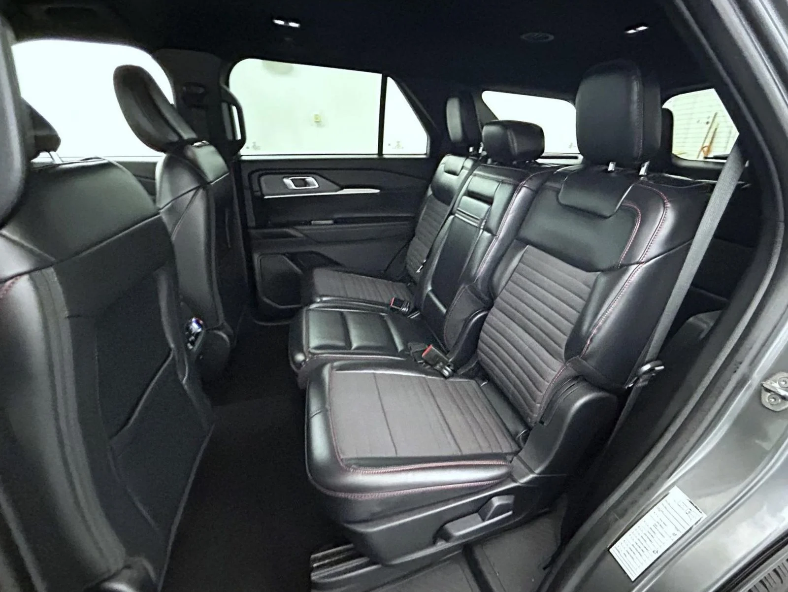 Used 2025 Gray Ford ST-Line image 21
