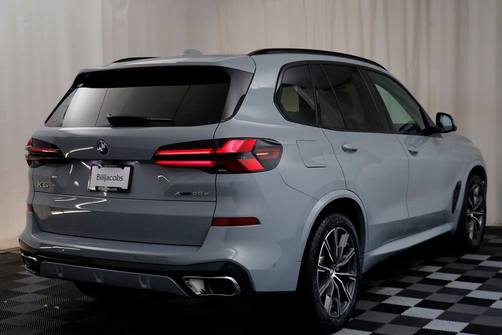 New 2026 Brooklyn Grey Metallic BMW xDrive50e image 18