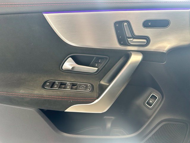 Certified Used 2023  Mercedes-Benz CLA 250 image 10