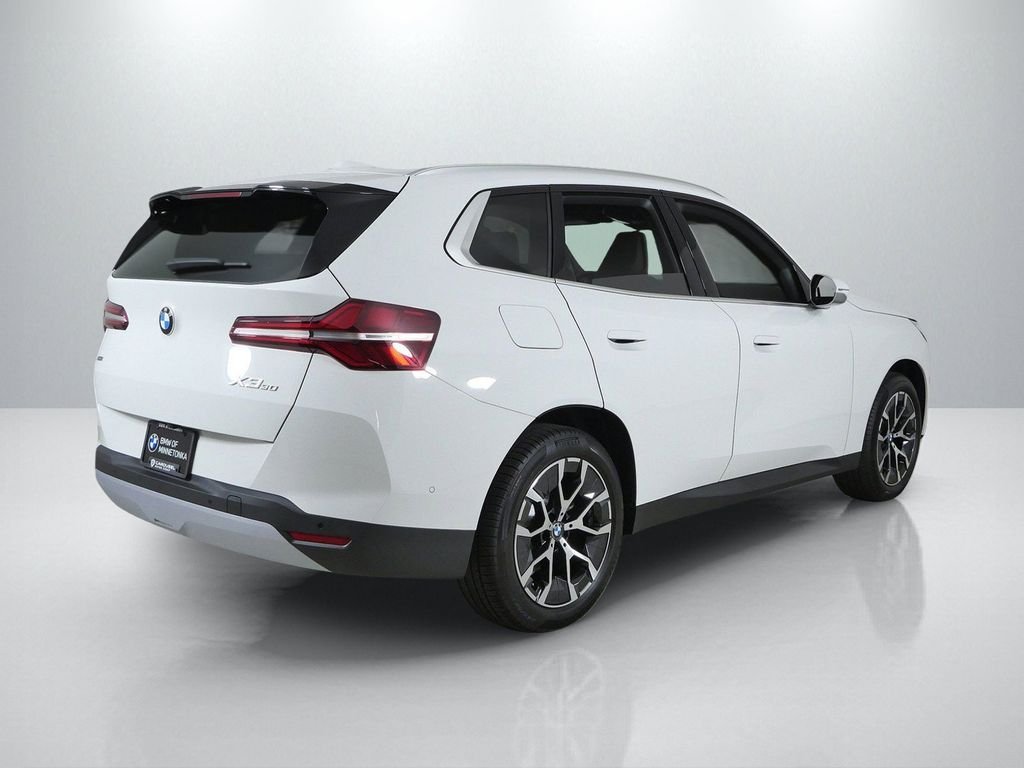 New 2026 Alpine White BMW 30 xDrive image 9