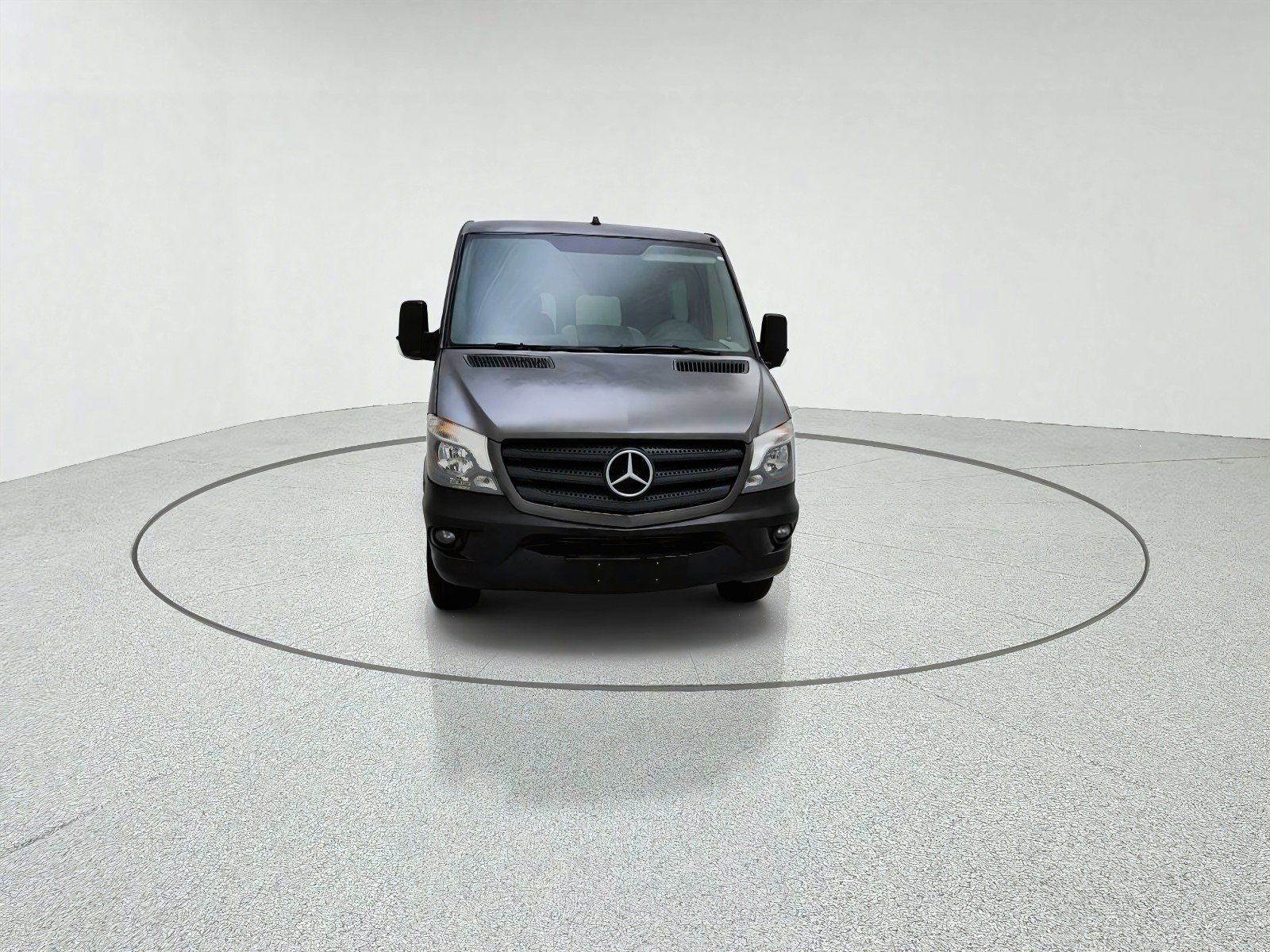 Used 2016 Graphite Gray Metallic Mercedes-Benz crew no seats image 3