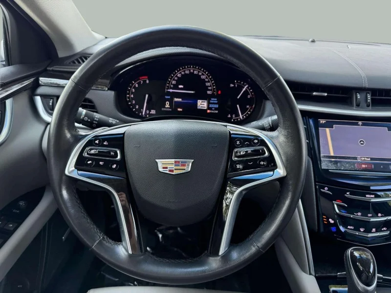 Used 2017 Silver Cadillac Luxury image 10