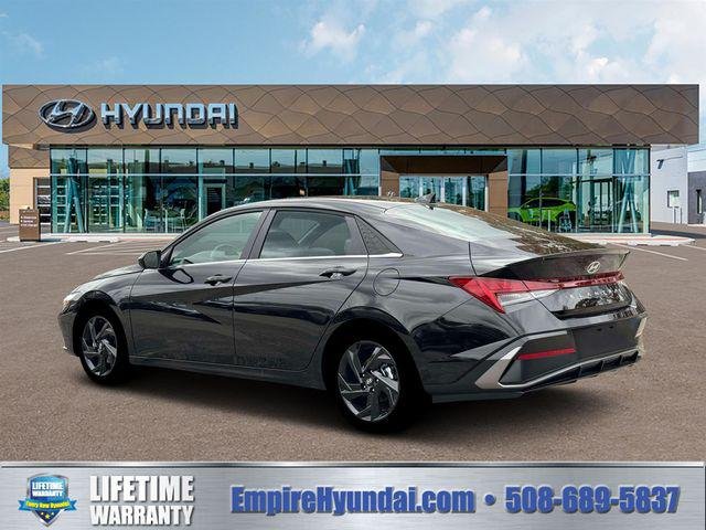 New 2026 Abyss Black Hyundai SEL Sport Premium image 4