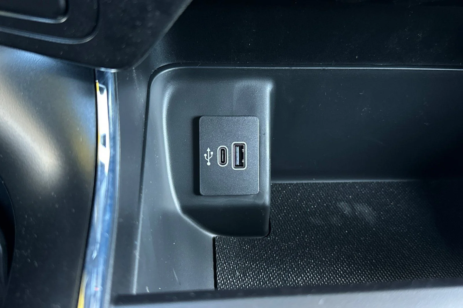 New 2026 Oxford White Ford STX® image 26