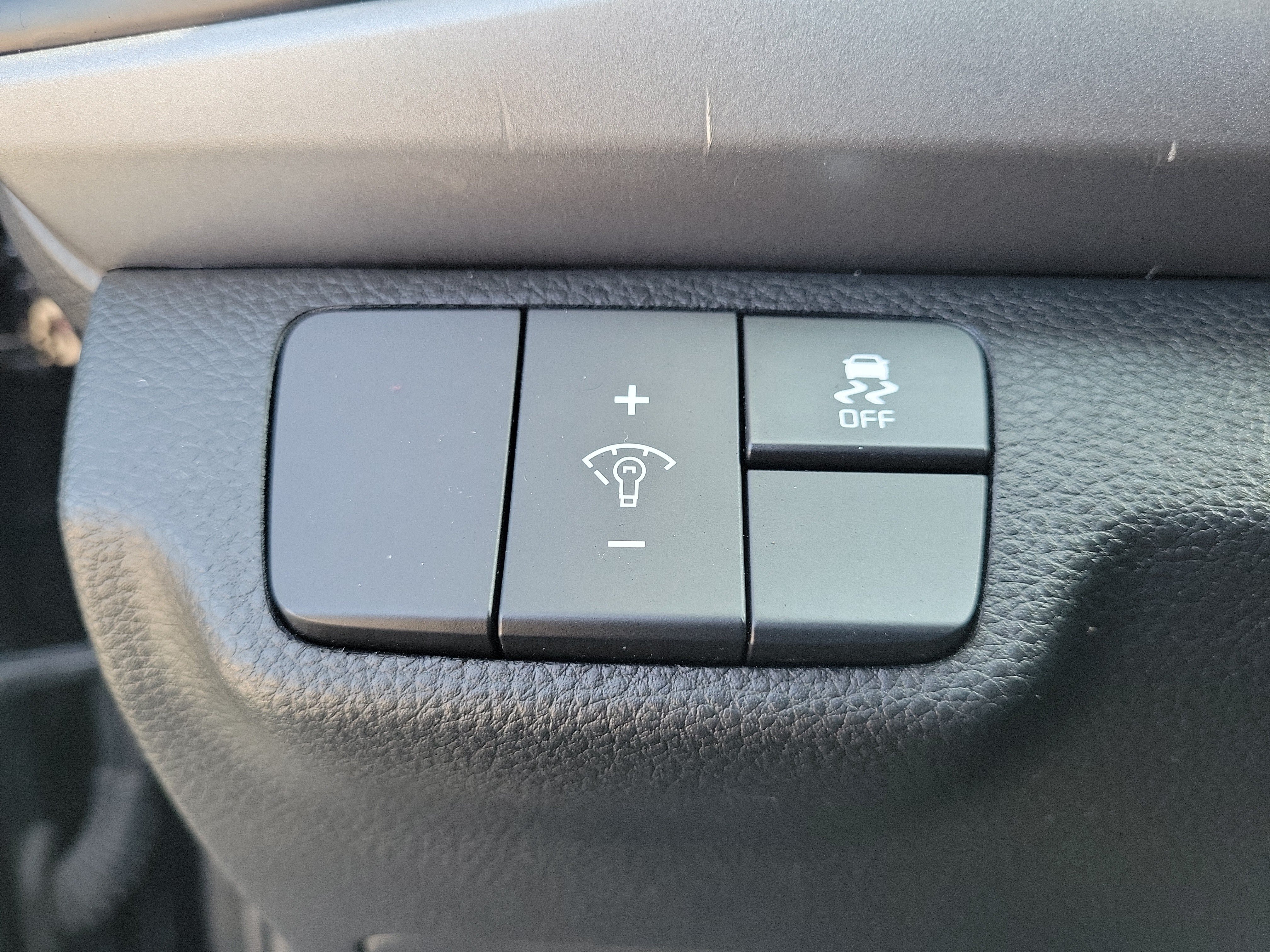 Used 2022 Aurora Black Kia LX image 21