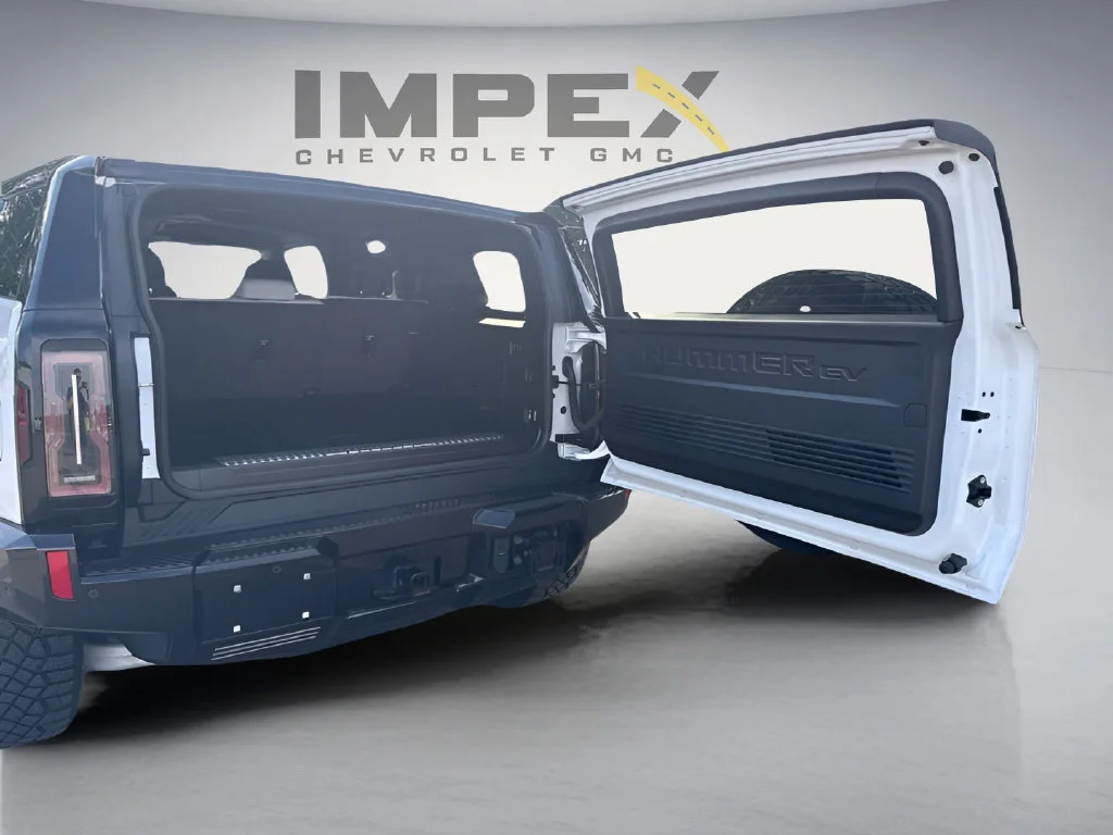 Used 2024 Interstellar White GMC 2X image 33