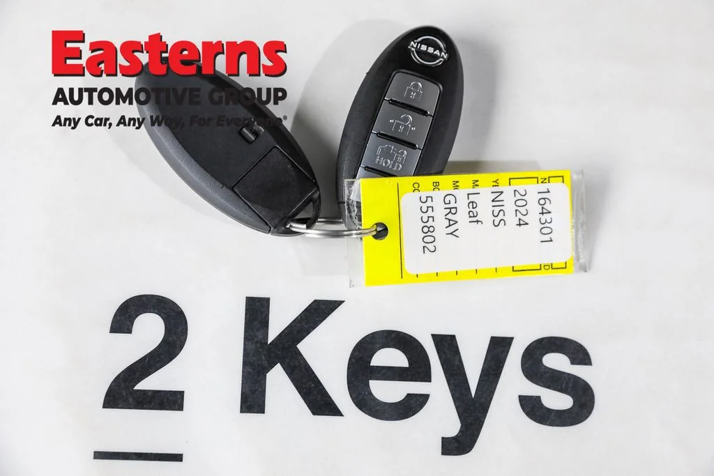 Used 2024 Gray Nissan S image 24