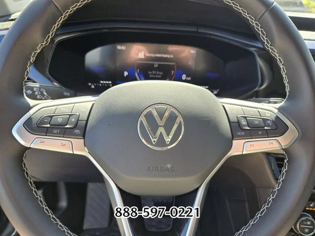 Certified Used 2024 Platinum Gray Metallic Volkswagen 1.5T SE image 27