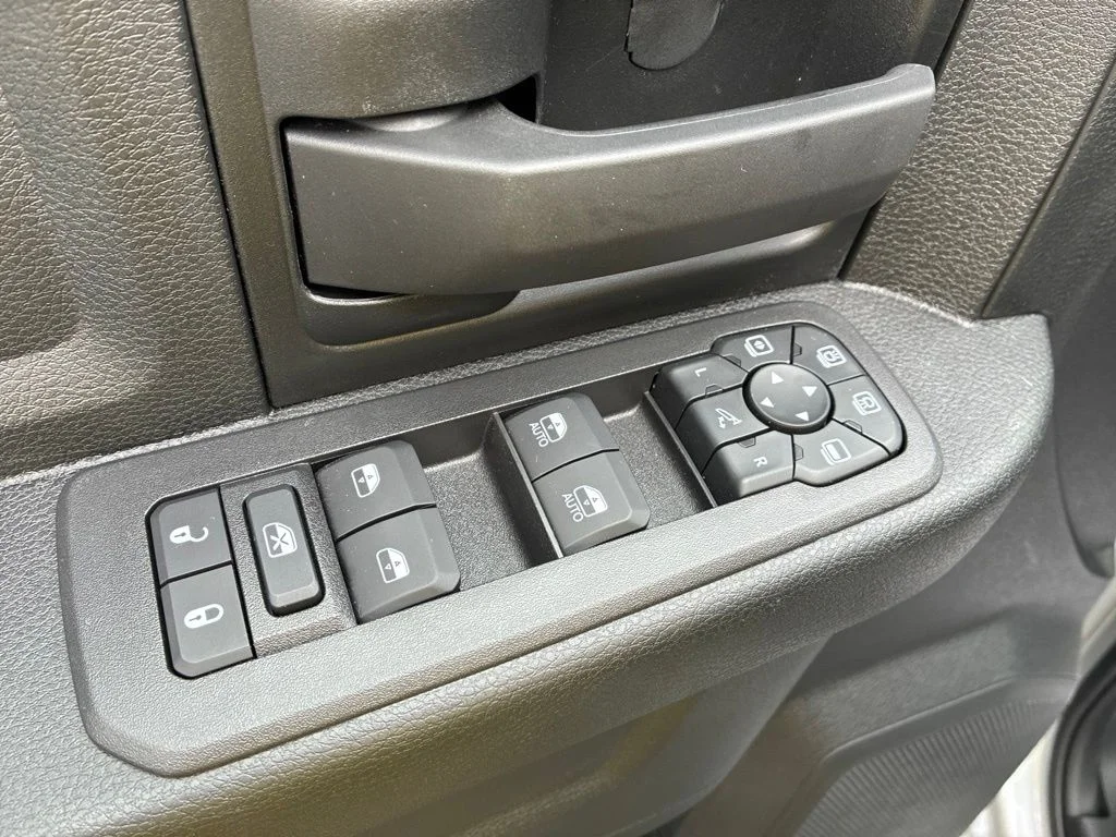 2026 RAM 2500 Tradesman - Photo 17