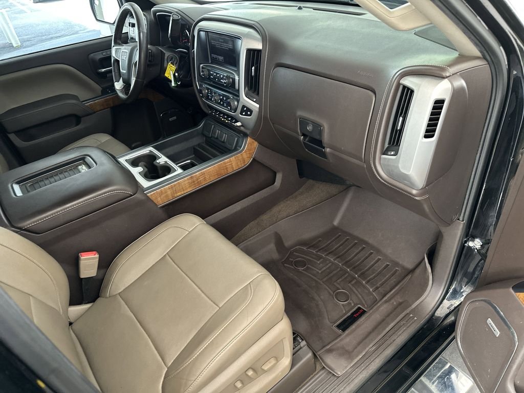 Used 2017 Black GMC SLT image 38