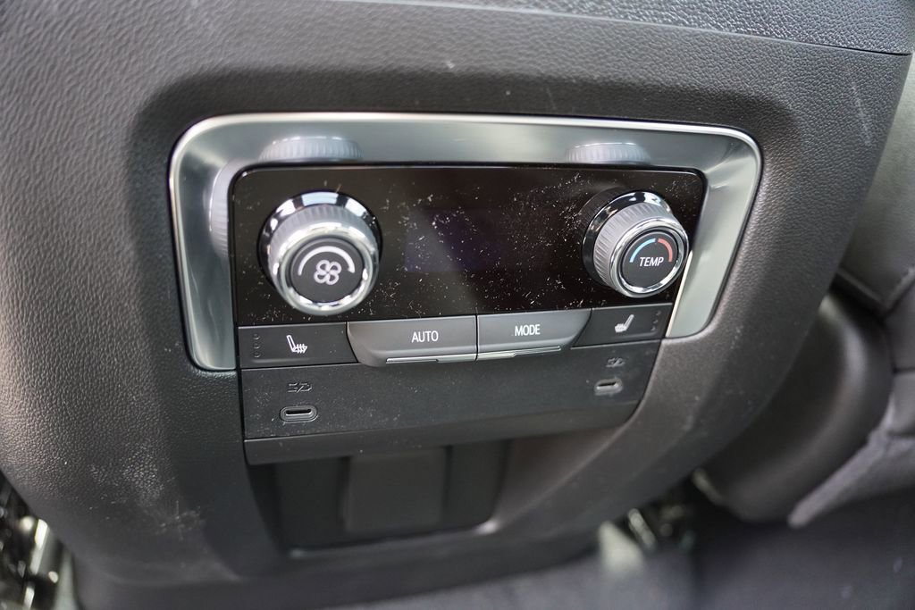 2026 Chevrolet Tahoe High Country - Photo 15