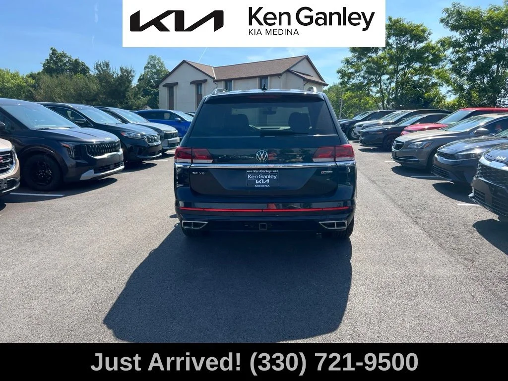 Used 2021 Black Volkswagen 3.6L V6 SE w/Technology R-Line image 6
