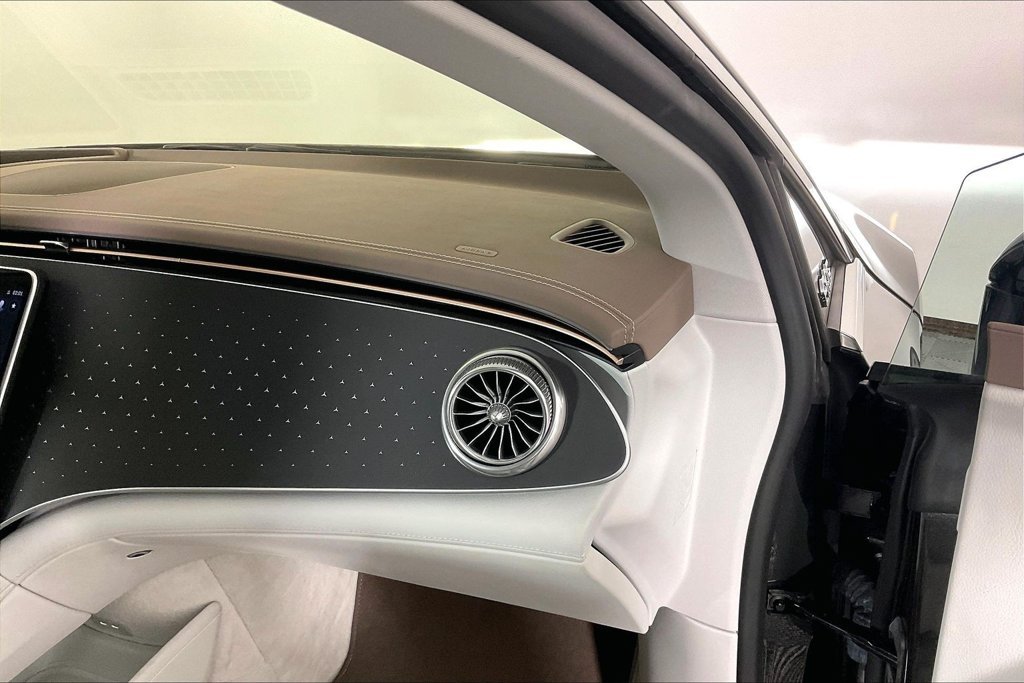 Certified Used 2023  Mercedes-Benz 450 image 14