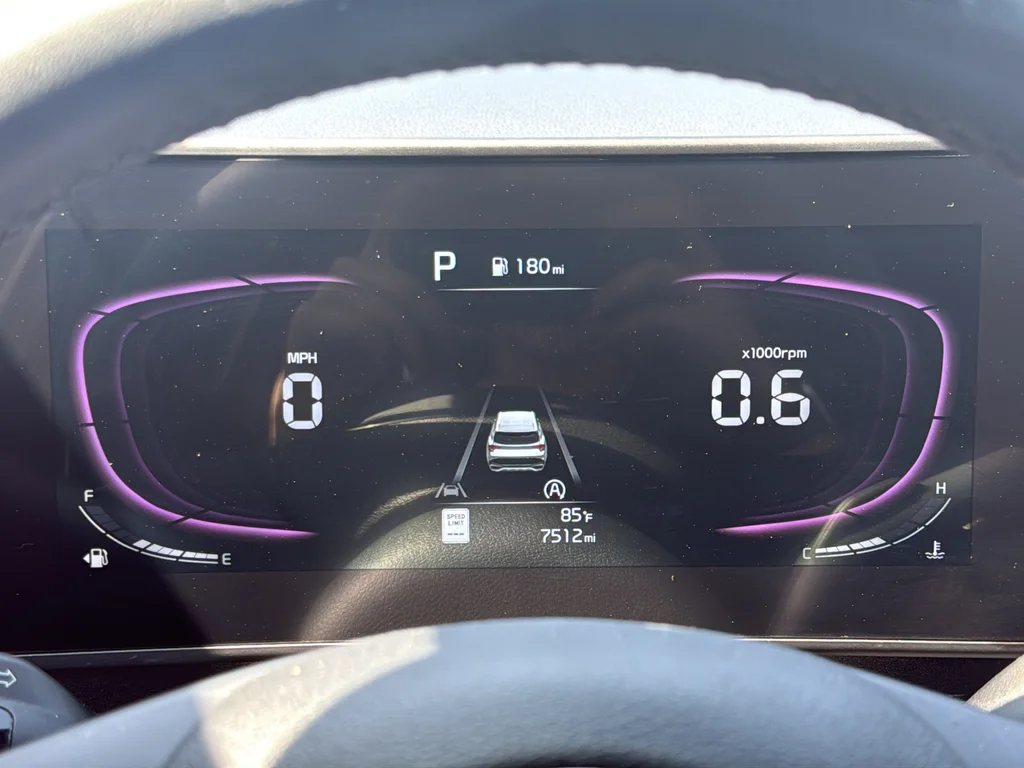 Used 2024 Green Kia X-Line image 38