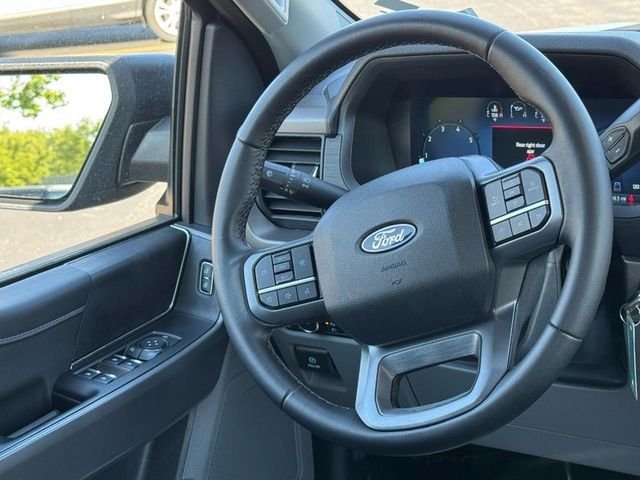 Used 2025 Carbonized Gray Metallic Ford XLT image 12