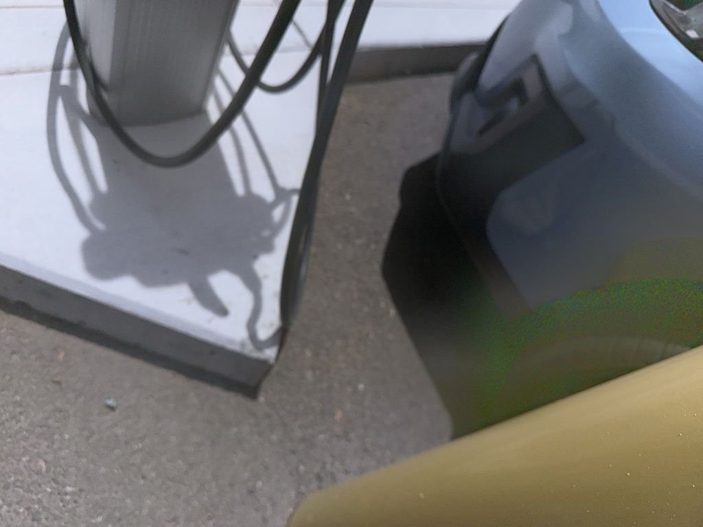 Used 2019 Gray Subaru 2.0i Limited image 9