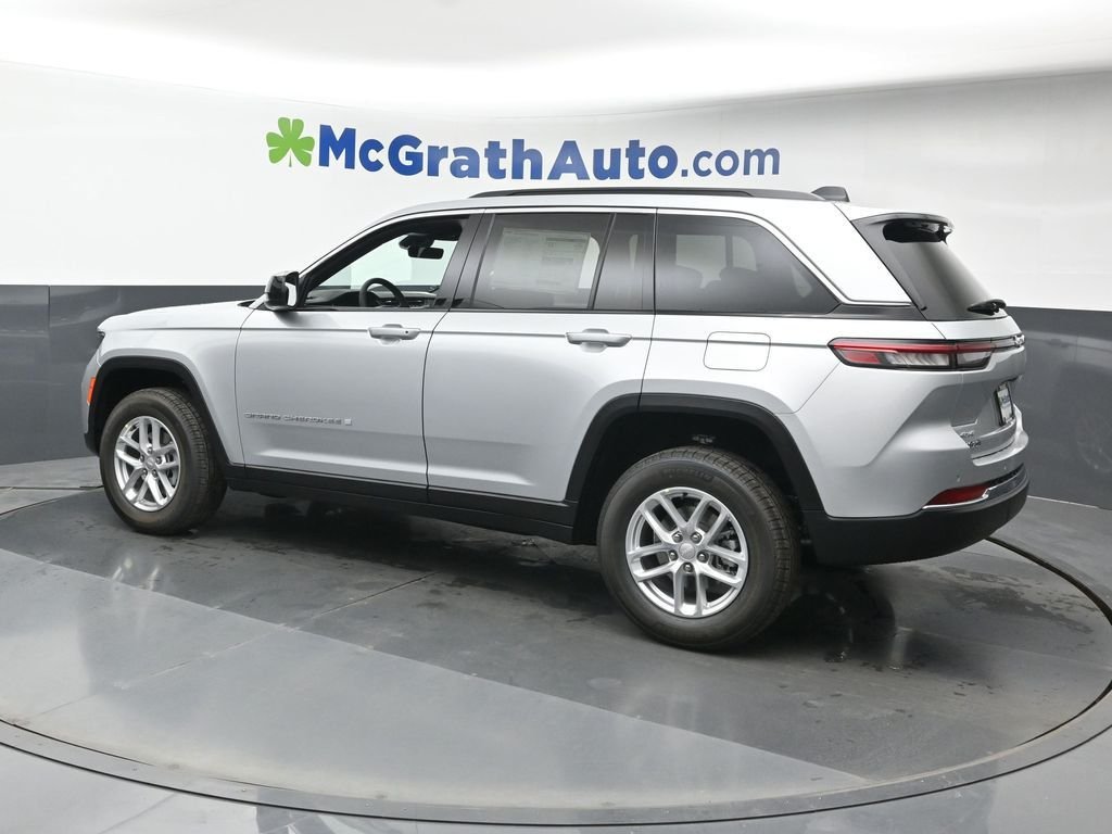 2025 Jeep Grand Cherokee Laredo - Photo 25