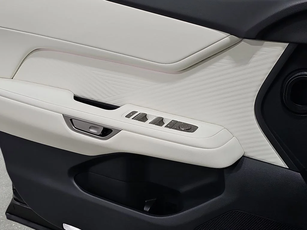 New 2026 Caviar Lexus PREMIUM AWD image 26