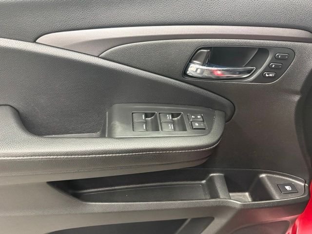 Used 2024 Red Honda RTL image 12
