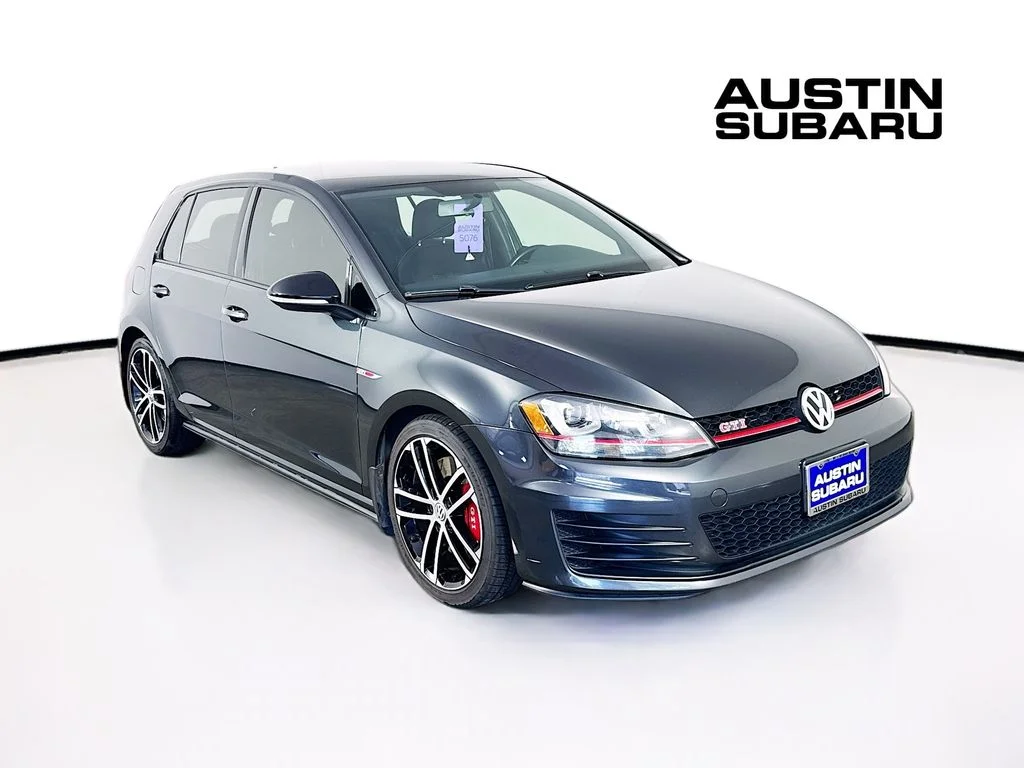 2017 Volkswagen Golf GTI 2.0T Sport 4-door's photo