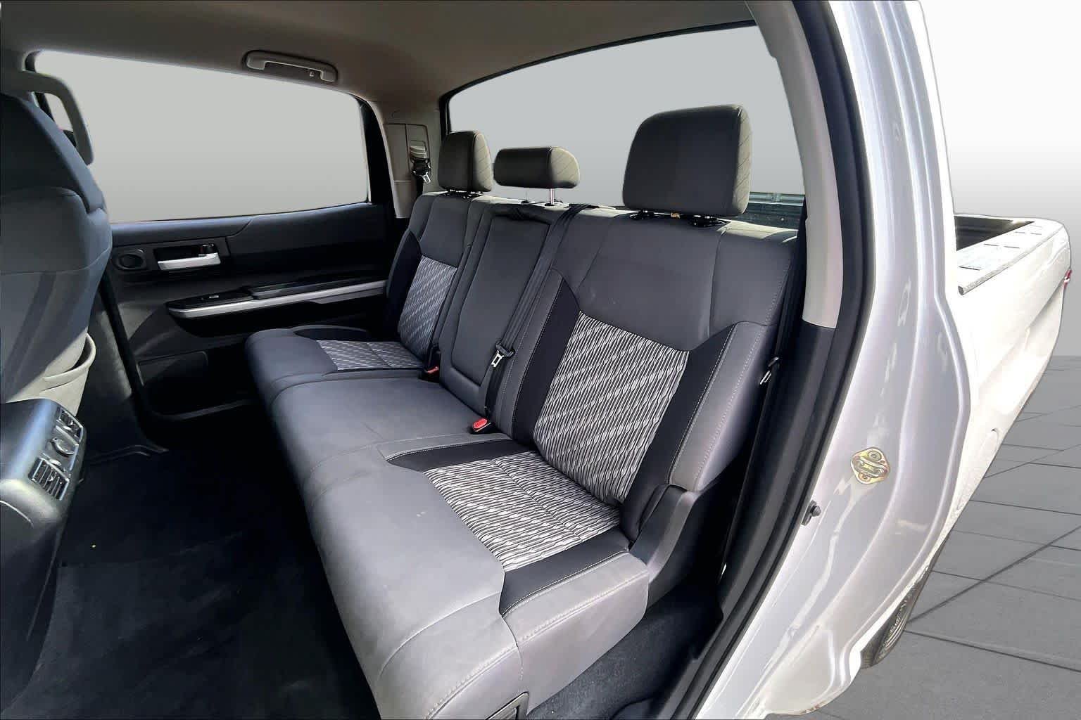 Used 2020 Super White Toyota SR5 image 19