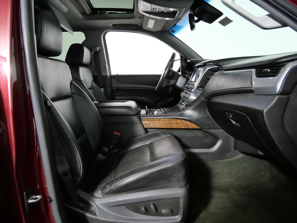 Used 2016 Red Chevrolet LTZ image 10