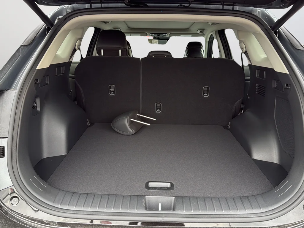 New 2026 Shadow Matte Gray Kia SX-Prestige image 11