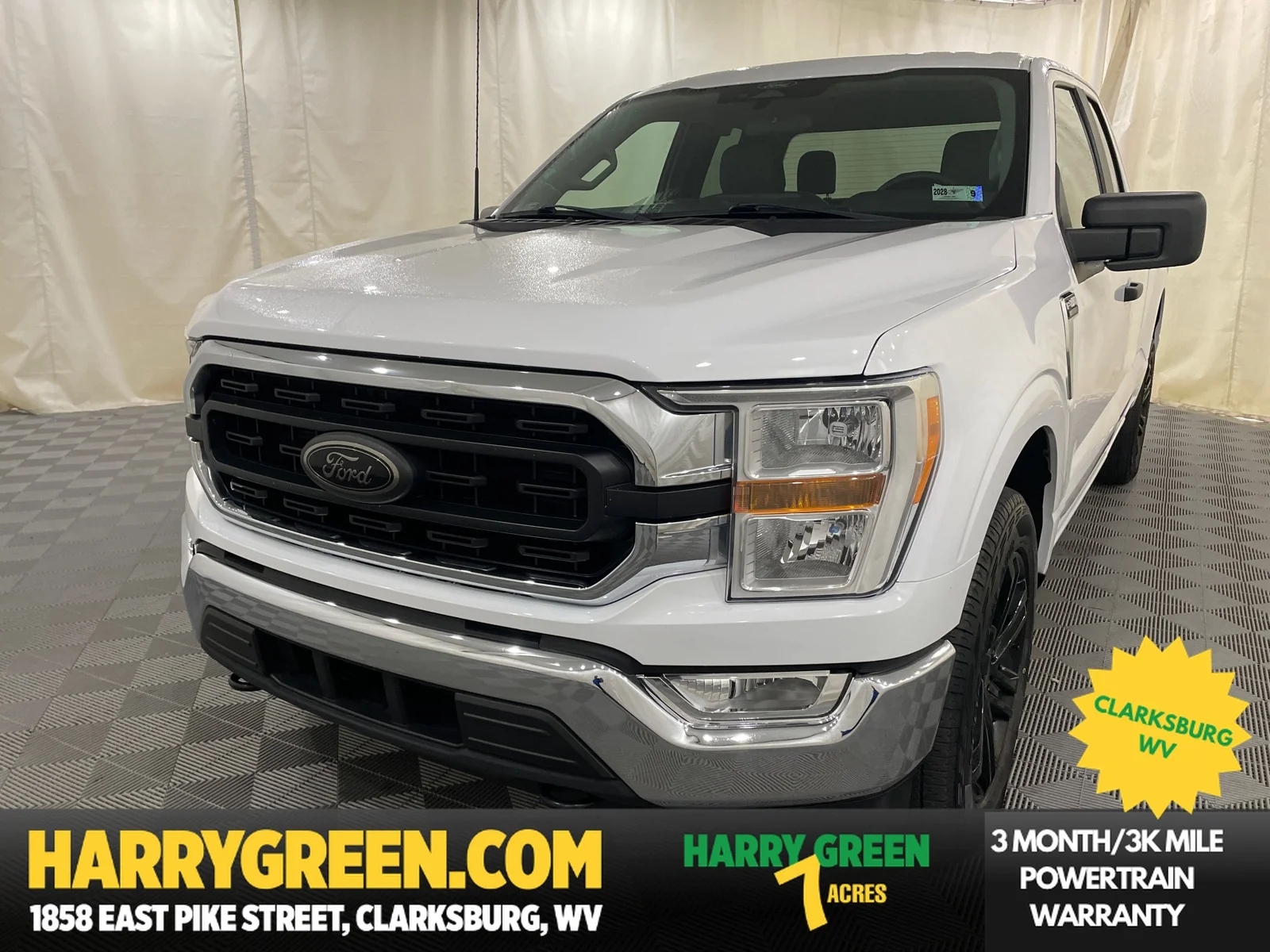Used 2022 Oxford White Ford XLT image 1