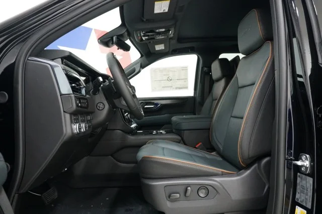 2026 GMC Yukon XL AT4 - Photo 16