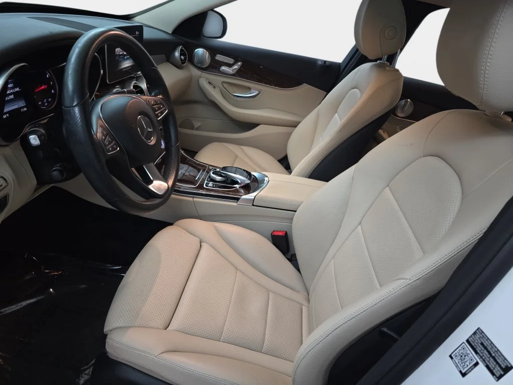 Used 2015  Mercedes-Benz C 300 image 17