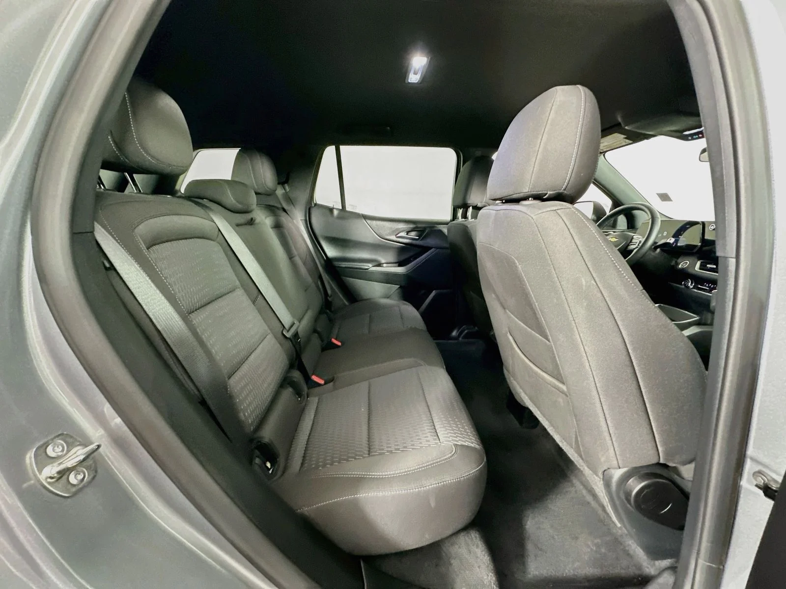 Used 2026 Sterling Gray Metallic Chevrolet LT image 27