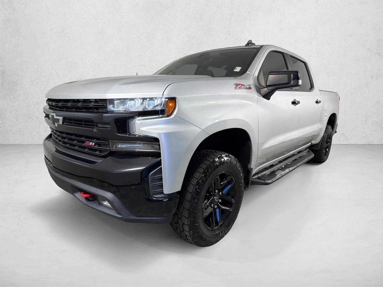 Used 2019 Silver Ice Metallic Chevrolet LT Trail Boss image 7