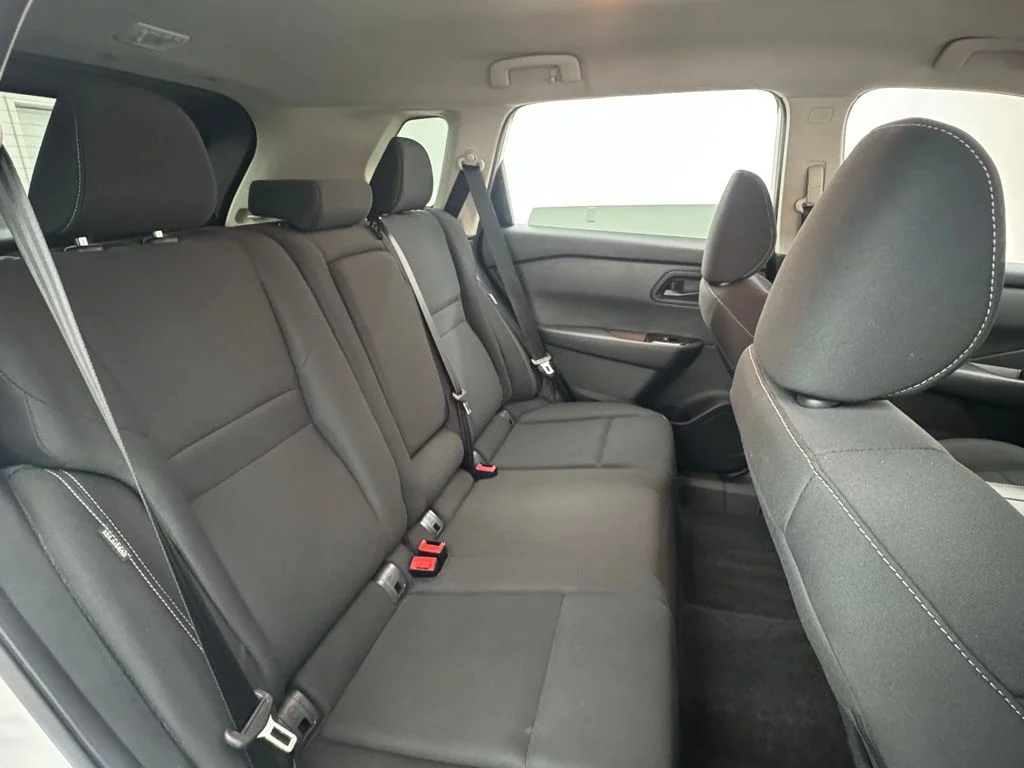 Used 2024 Glacier White Nissan S image 33
