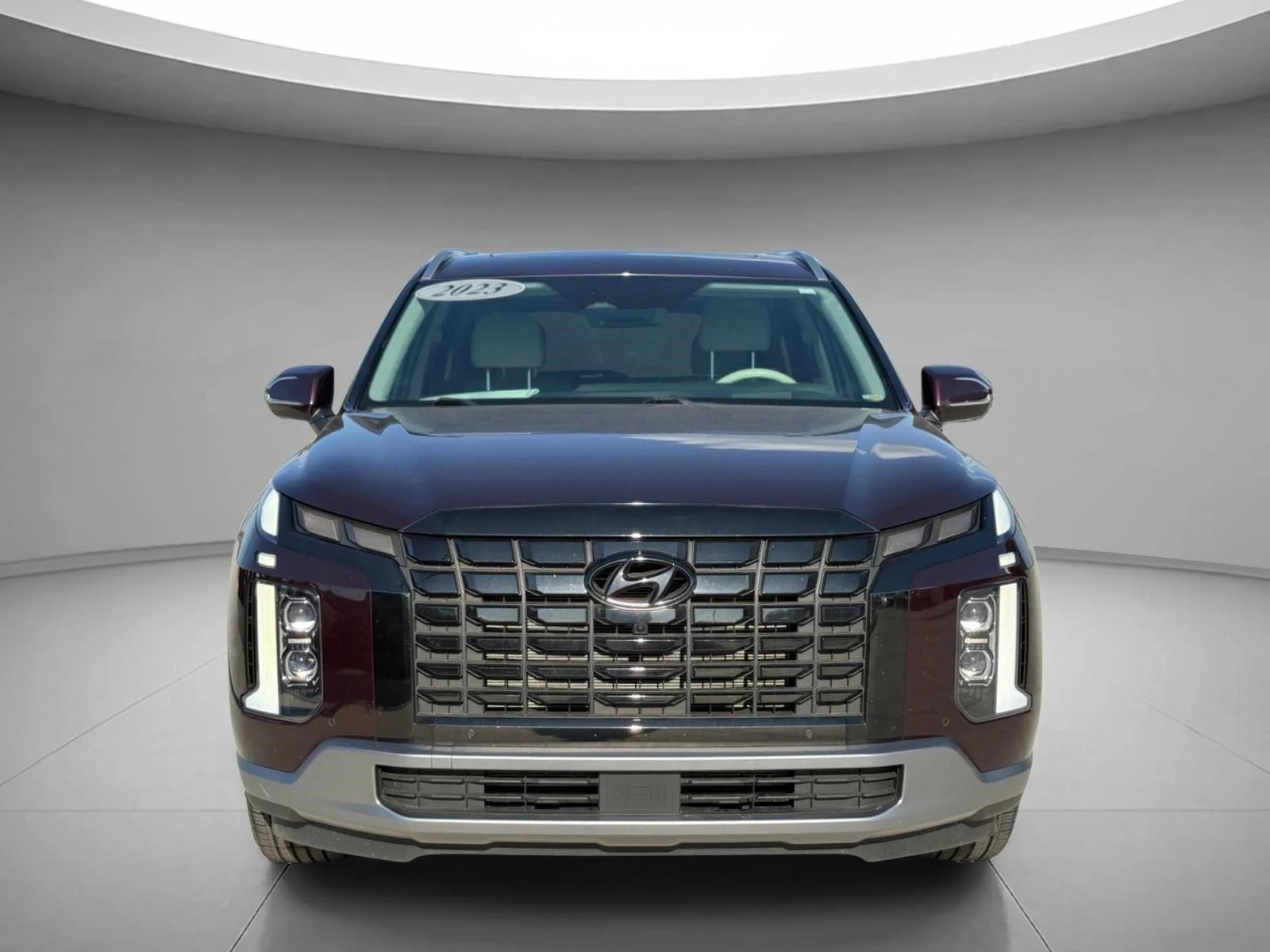 Used 2023 Sierra Burgundy Hyundai Limited image 11